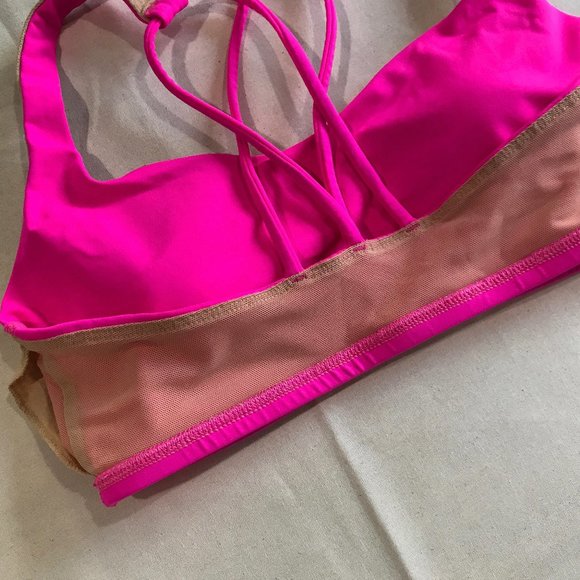 Never worn like new Lululemon Free To Be Bra - Picture 6 of 10